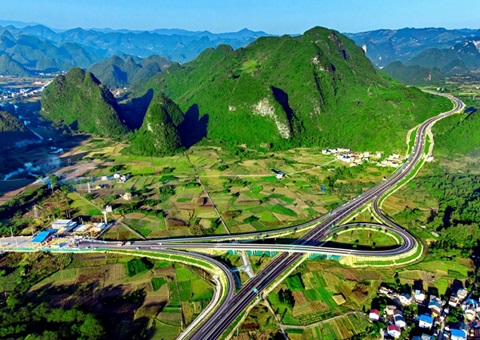 打出政策“组合拳”！！桂林全链条要素包管助推墟落振兴